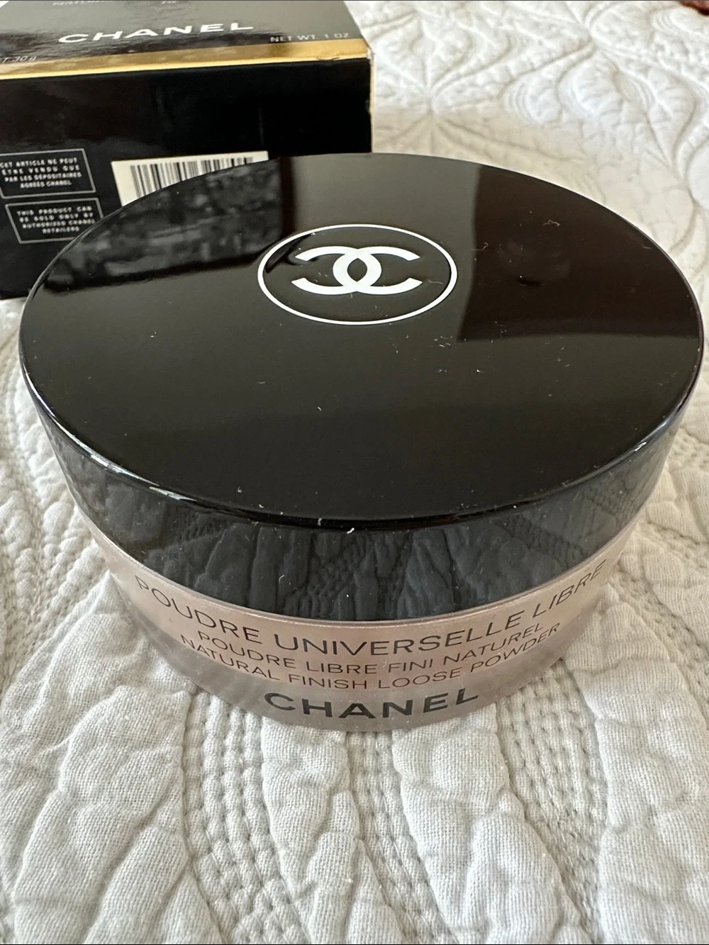 CHANEL Poudre Universelle Libre Natural Finish Loose Powder - 70 Light Deep
